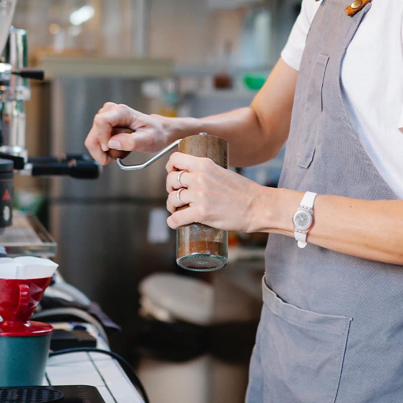 Manual Coffee Grinders vs. Electric: The Pros and Cons of Hand