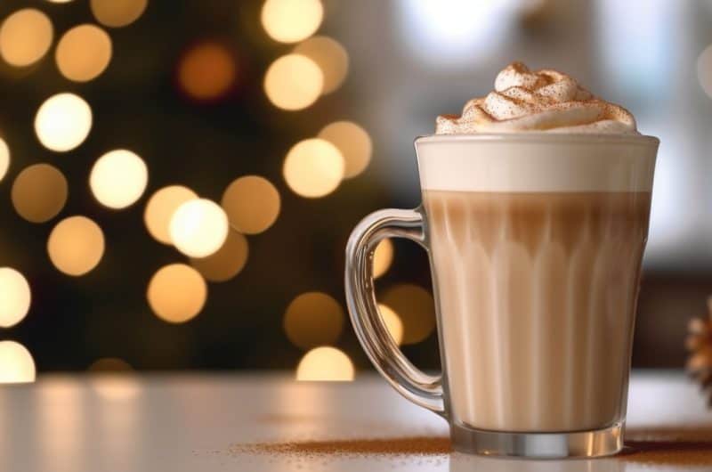How to Make the Perfect Eggnog Coffee: A Festive Holiday Latte